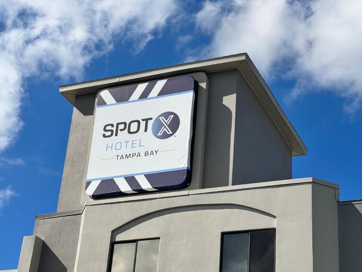 Spot X Hotel Tampa - Wesley Chapel By The Red Collection Экстерьер фото