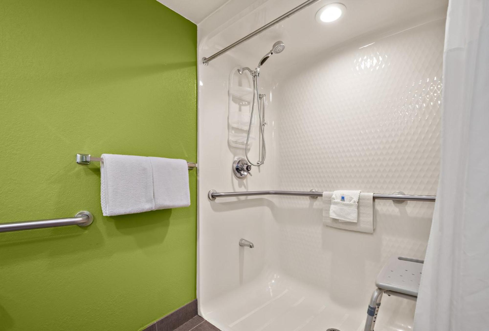 Spot X Hotel Tampa - Wesley Chapel By The Red Collection Экстерьер фото