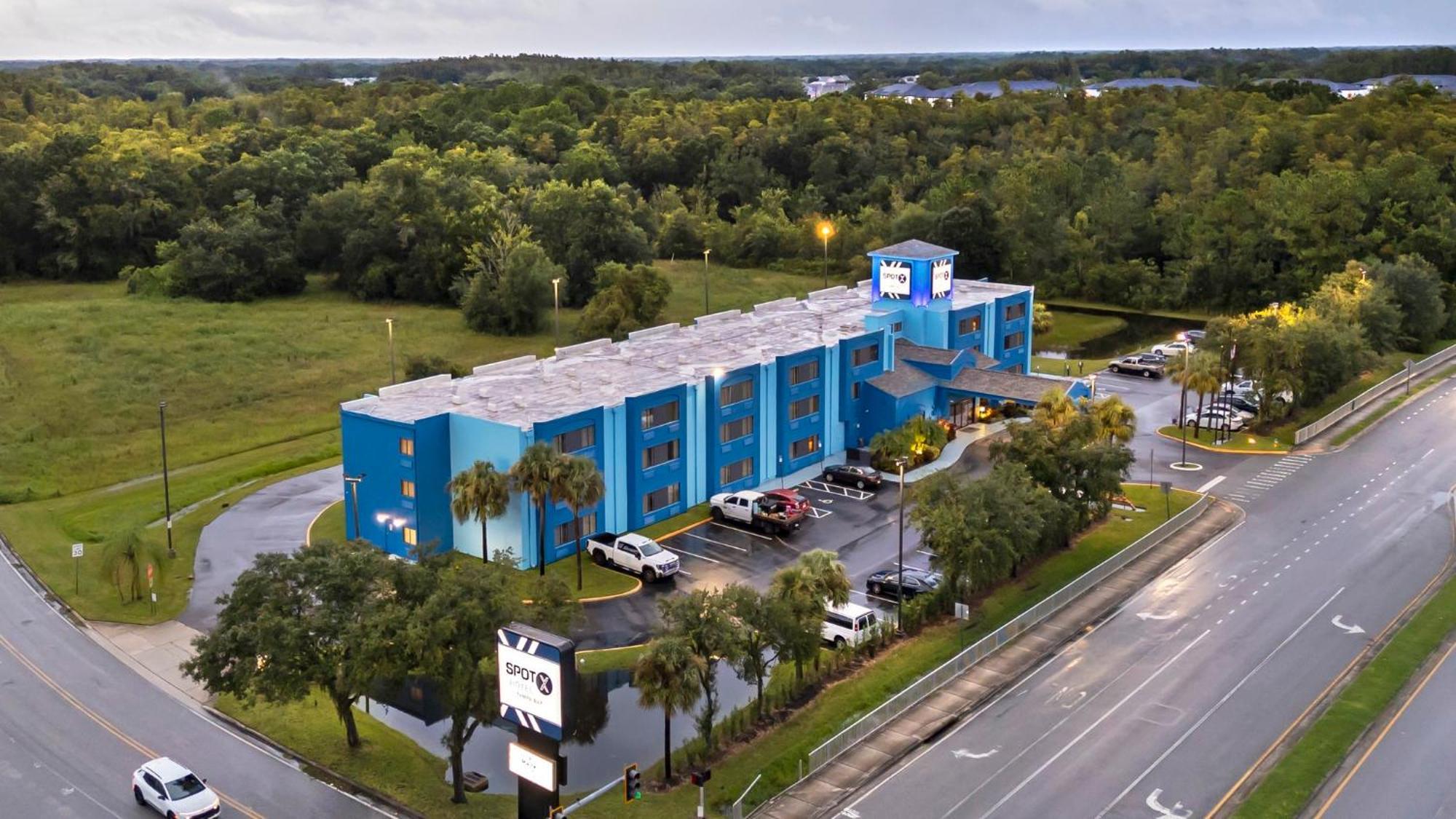 Spot X Hotel Tampa - Wesley Chapel By The Red Collection Экстерьер фото